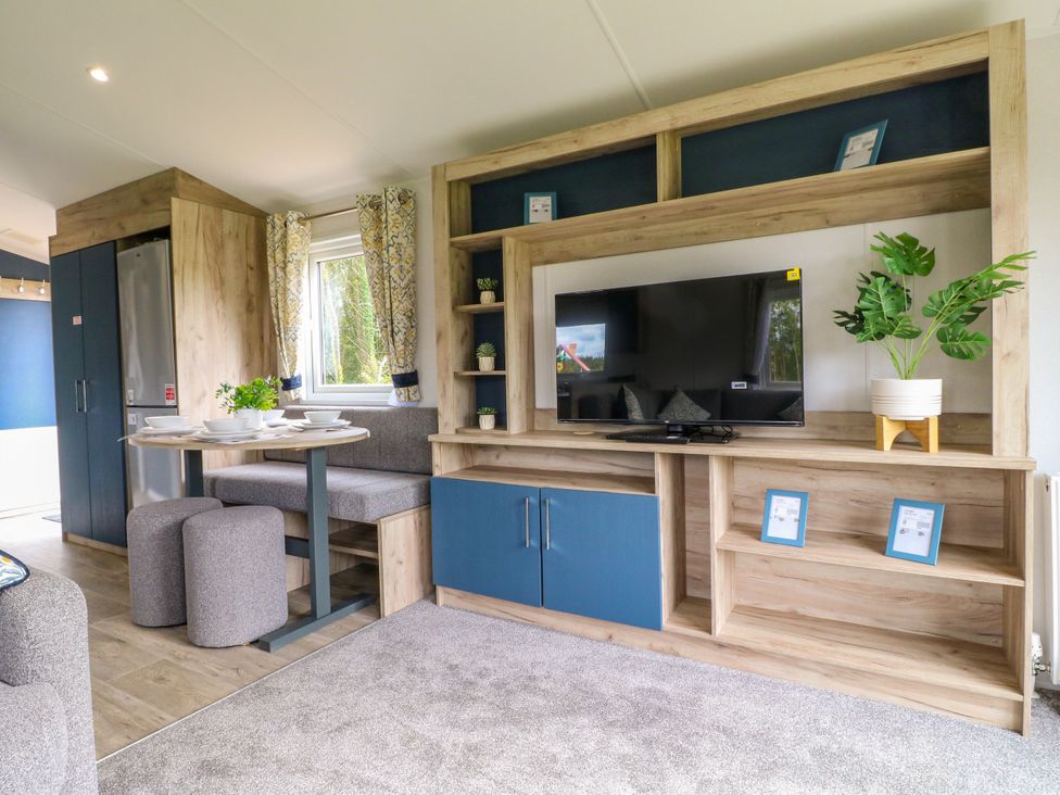 Red Kite Lodge, view 7